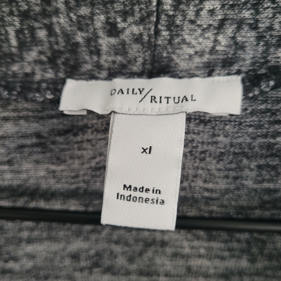 Daily Ritual Gray Open-Front Cardigan - Picture 3 of 5